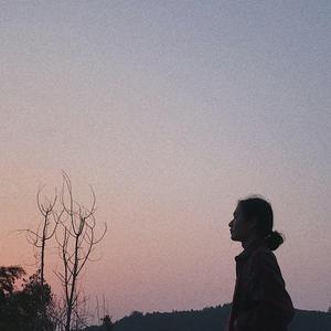 雪白丰满的肉体BBW
