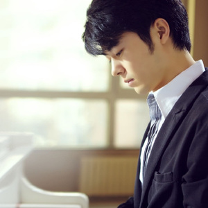 雪白丰满的肉体BBW
